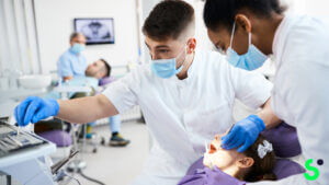 Cómo acceder a un grado de odontología a través de FP