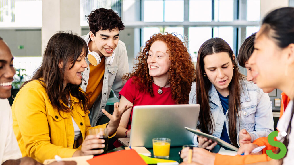 estudiar 2 fp a la vez