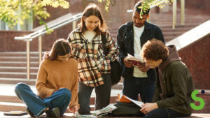 grados superiores con mas salidas en 2025